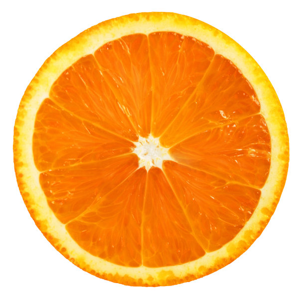 橙色水果。橙色切片孤立在白色背景上