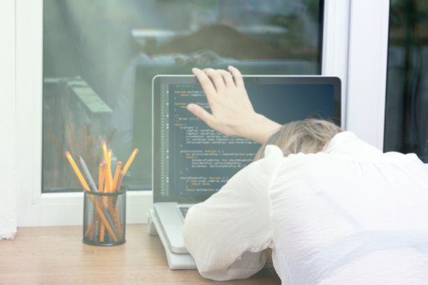 HTML