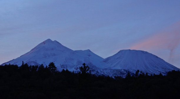 夏士塔山
