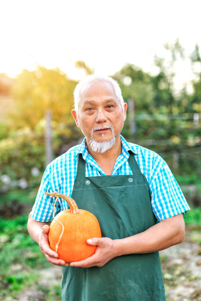 老年男人