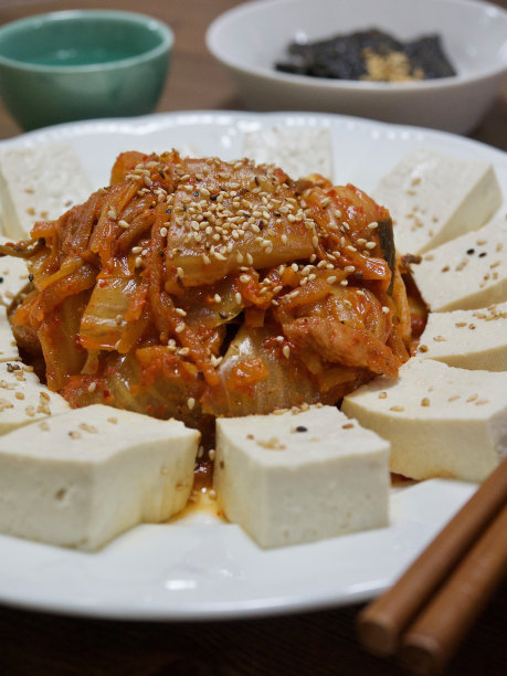 亚洲菜蘸豆腐