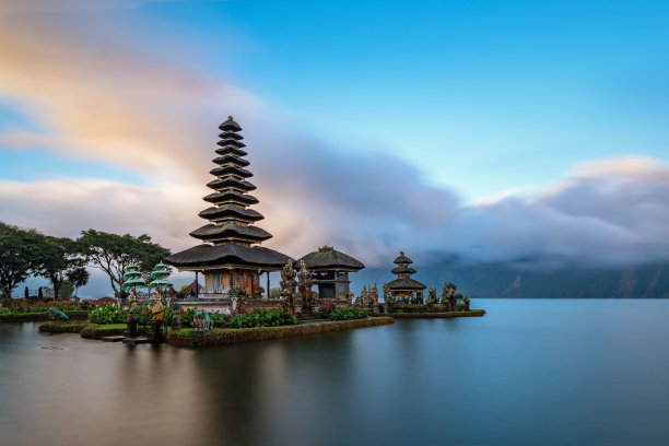 布拉坦湖