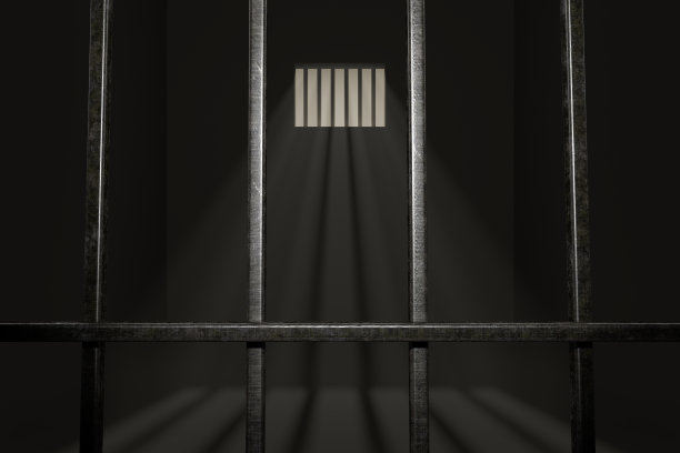 牢房门