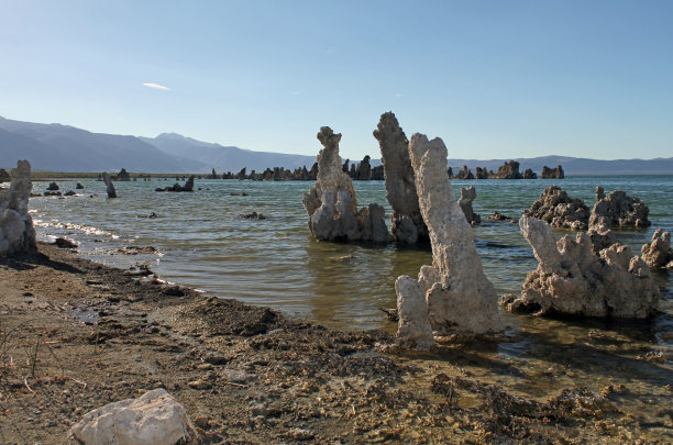莫诺湖