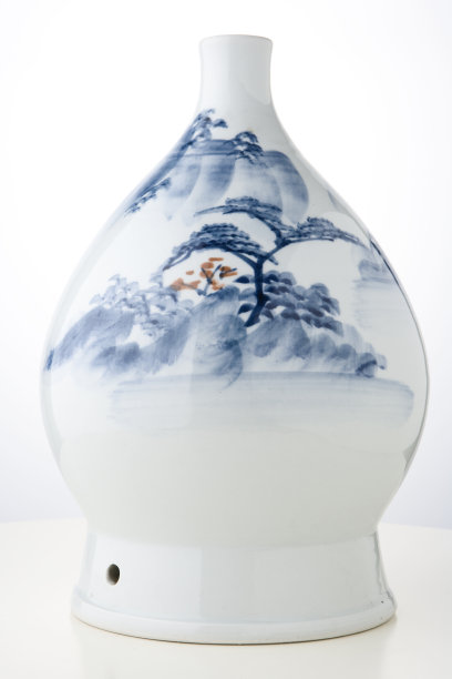 瓷器