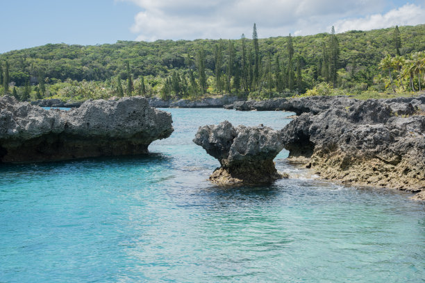 岩石海岸线