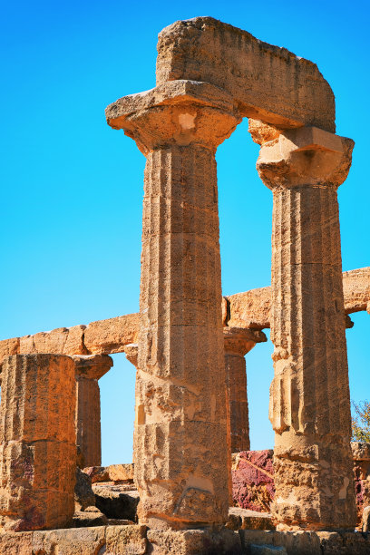 西西里岛阿格里琴托朱诺神庙的柱子