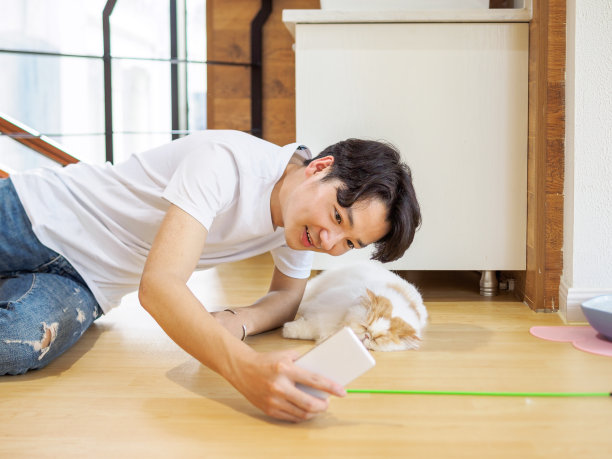 仅男人