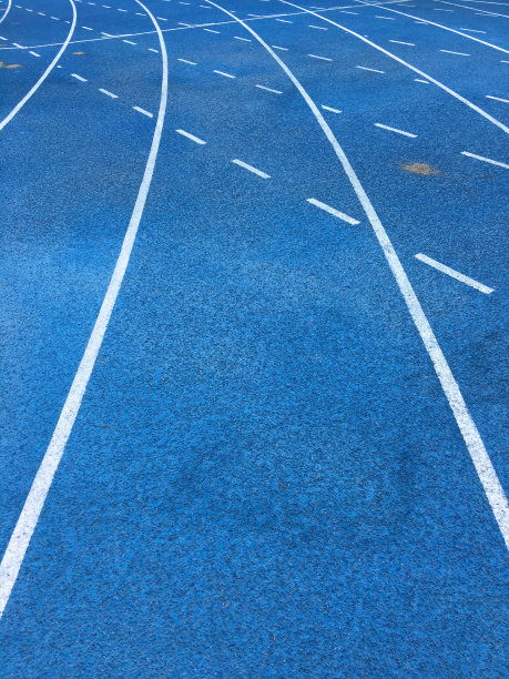 蓝色跑道图片