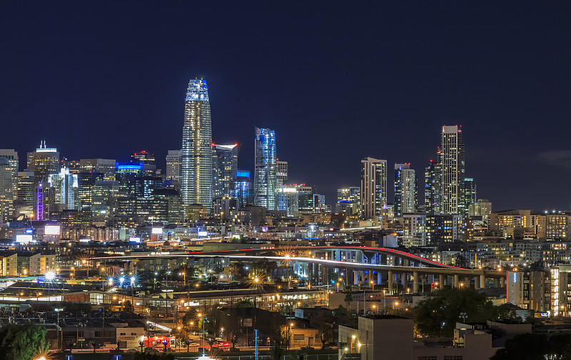 城市,城市天际线,夜晚,海湾大桥,小路,旧金山,商务,城市生活,照明设备,交通