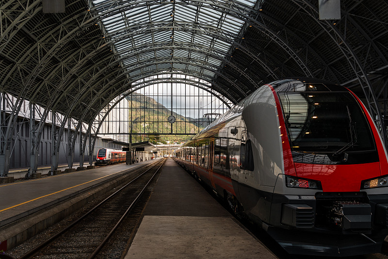 车站月台,卑尔根,挪威,都市风景,火车站,居住区,旅途,斯堪的纳维亚半岛,山脊,马轿
