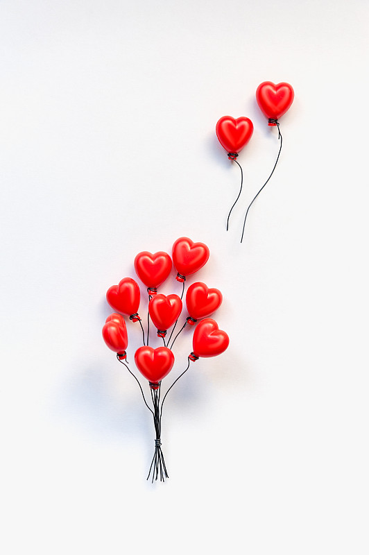 红色,气球,心型,白色背景,周年纪念,贺卡,拉脱维亚,风,浪漫,情人节卡