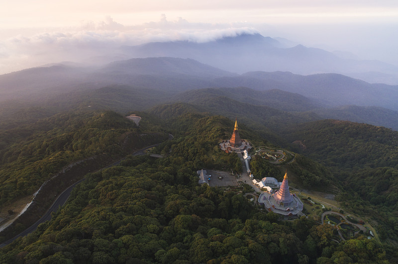 泰国,风景,山,宝塔,地形,航拍视角,无人机,山脊,云,园林