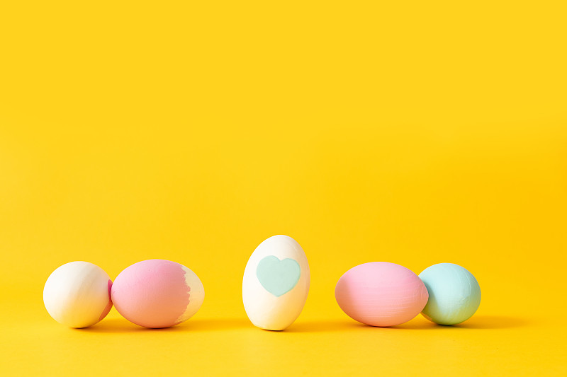 复活节,幸福,白色,粉色,阿劳肯鸡蛋,黄色背景,传统,清新,一个物体,食品