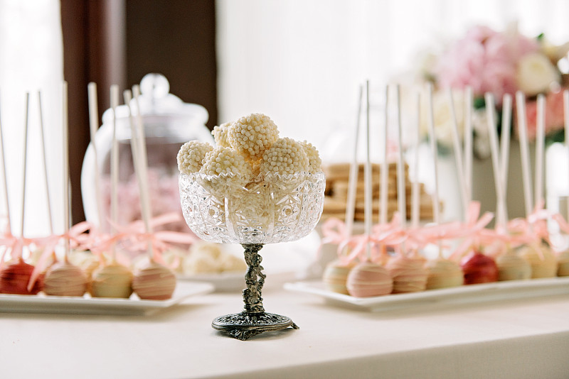 自助餐,纸杯蛋糕,蛋糕,桌子,甜食,婚礼,装饰物,甜点心,仅一朵花,渐变