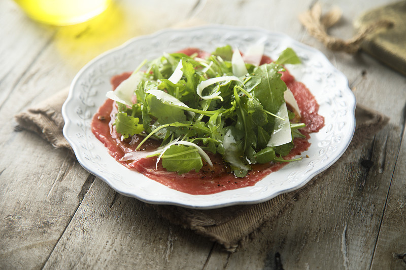 Carpaccio,牛肉,传统,清新,莴苣,华贵,食品,柠檬,酱汁,午餐