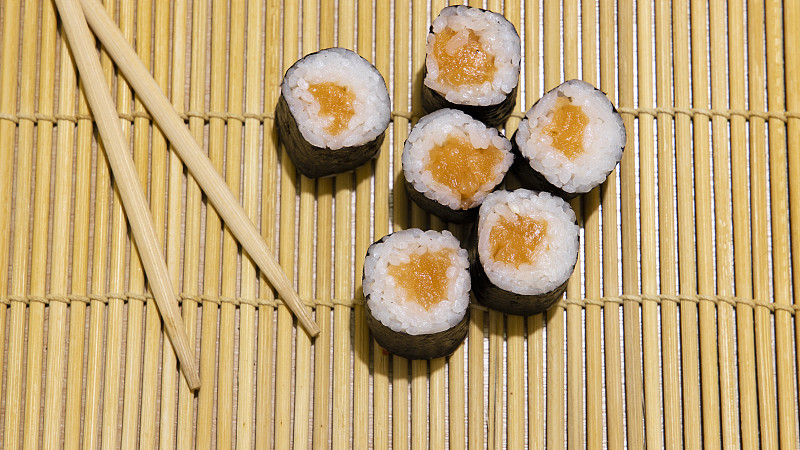 寿司卷,日本,米,传统,木制,寿司,食品,海草,咖啡馆,摄影