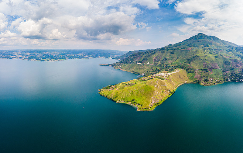 多巴湖,绿色,沙摩西岛,乡村,航拍视角,苏门答腊印度尼西亚,火山,火山喷口,船,在上面