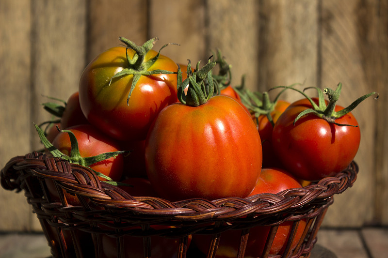 西红柿,红色,蔬菜,背景,生食,熟的,篮子,木制,农业,樱桃