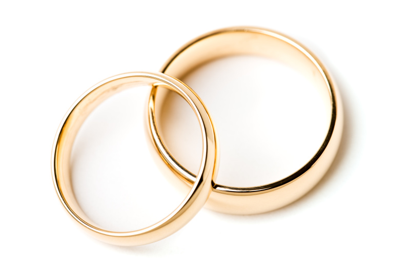 结婚戒指,戒指,无人,两个物体,黄金,白色背景,特写,黄色,金色,爱