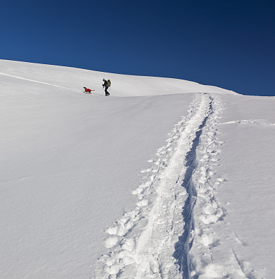 雪鞋健行