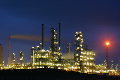 炼油厂夜景拍摄二世