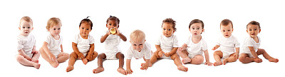 多样性:多种族的婴儿和学步儿童