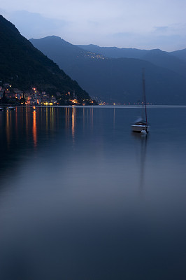 科摩湖