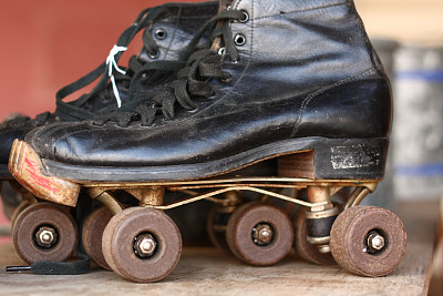 古董溜冰鞋
