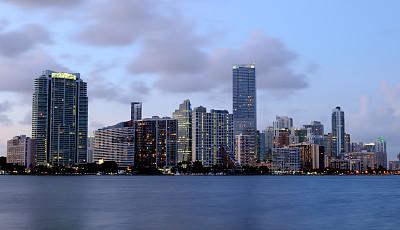 迈阿密天际线Brickell温泉