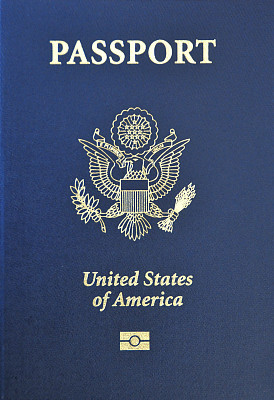 美国护照，芯片里有生物识别数据