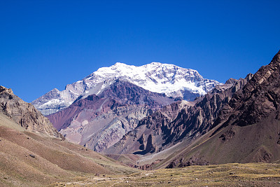 阿空加瓜山