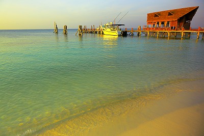 平房/帕拉帕码头-田园诗般的海岸日落-坎昆，墨西哥加勒比