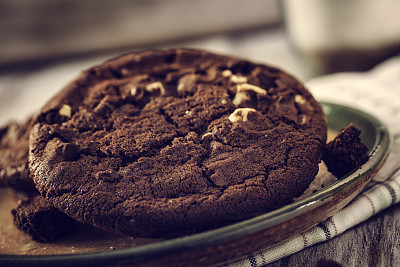 家里烤的巧克力饼干