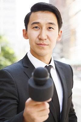 新闻解说