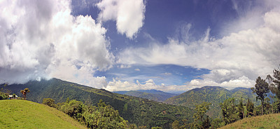 山脉Baños，厄瓜多尔