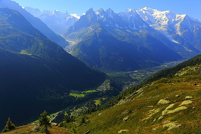 勃朗峰田园诗般的高山风景乡村-夏蒙尼阿尔卑斯山