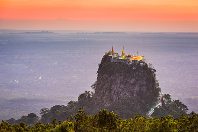 波旁山