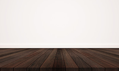 硬木地板，白墙
