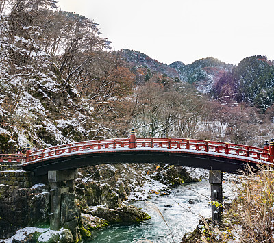 神桥