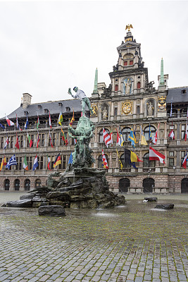 安特卫普市政厅和布拉博喷泉，比利时