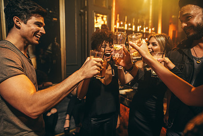 夜总会