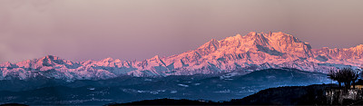 莫堤玫瑰山