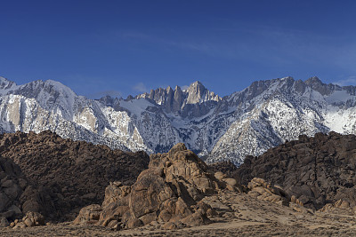 惠特尼山