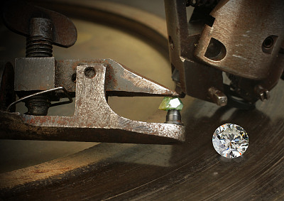 琢面钻石，大宝石与珠宝切割设备。