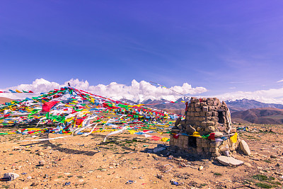 2014年8月16日，西藏喜马拉雅山的佛教圣地