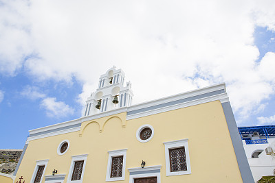 希腊圣托里尼岛上一座美丽的教堂