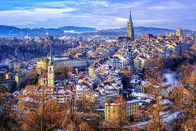 伯尔尼老城在一个寒冷的冬天，瑞士