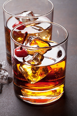 曼哈顿鸡尾酒