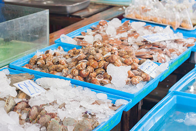 巴比伦乳，泰国市场上的海鲜